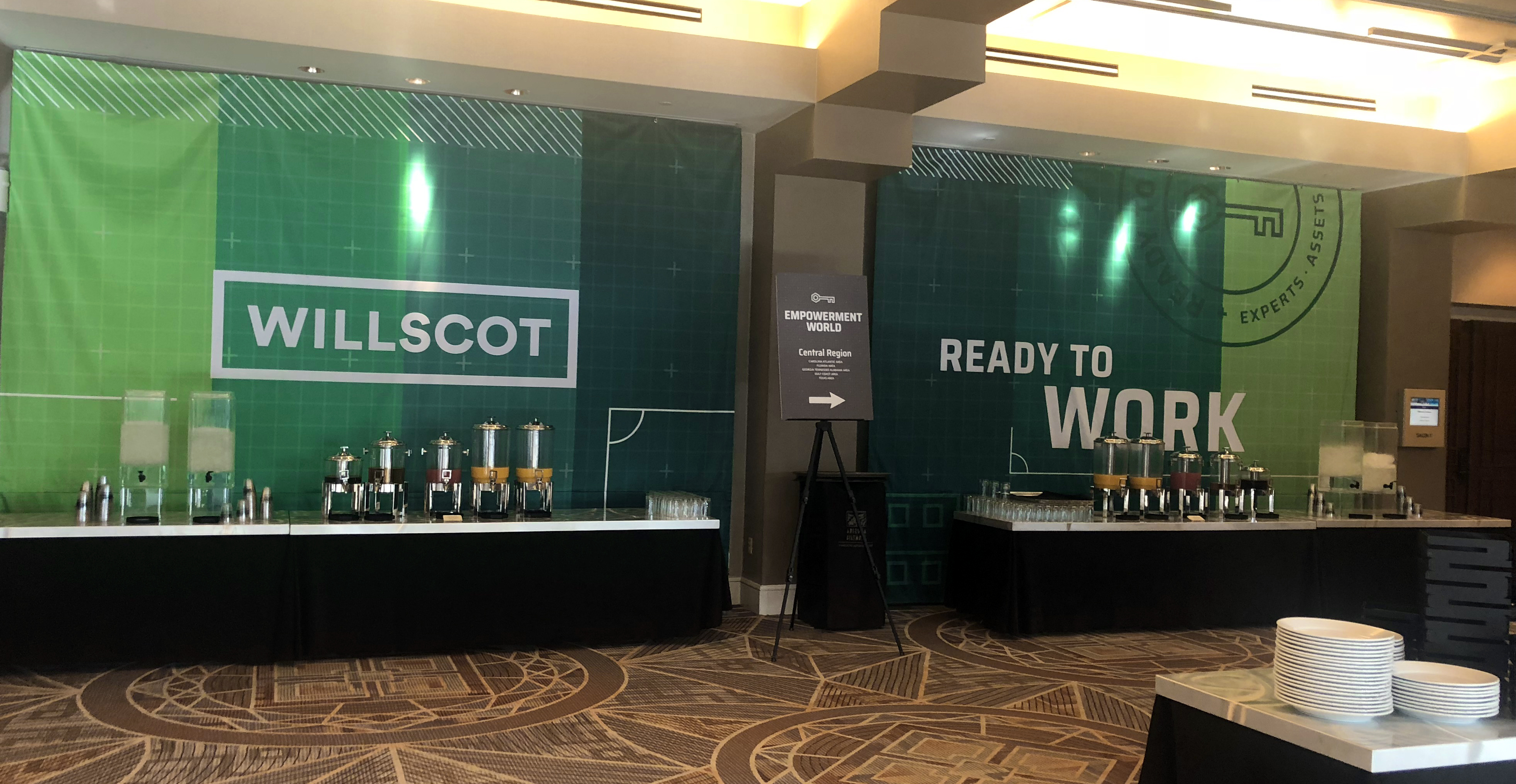 Tables at the WillScot Phoenix Event 2018.