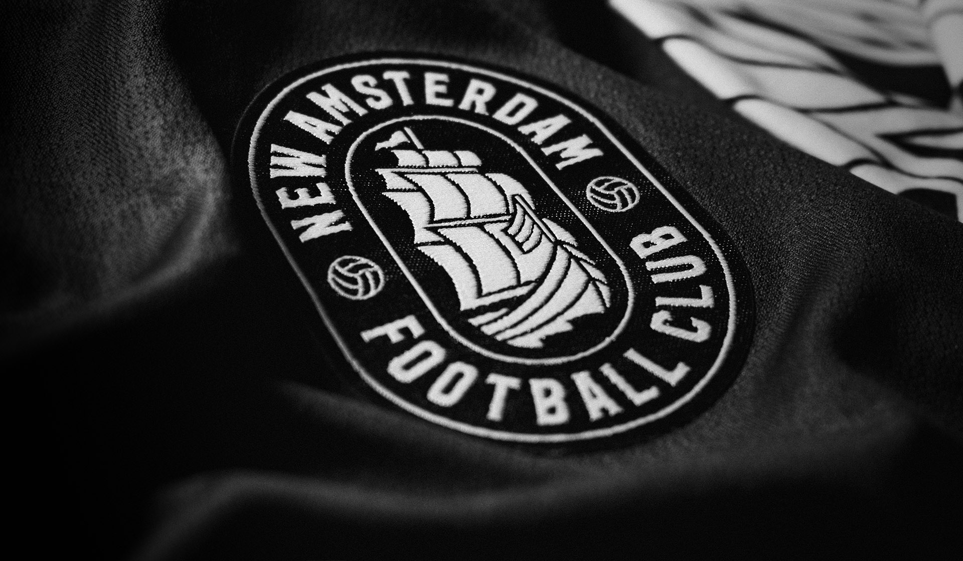 New Amsterdam FC crest